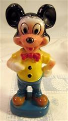 VINTAGE LOT OF WALT DISNEY MICKEY MOUSE WATCHES, EARRIINGS & FIGURE 